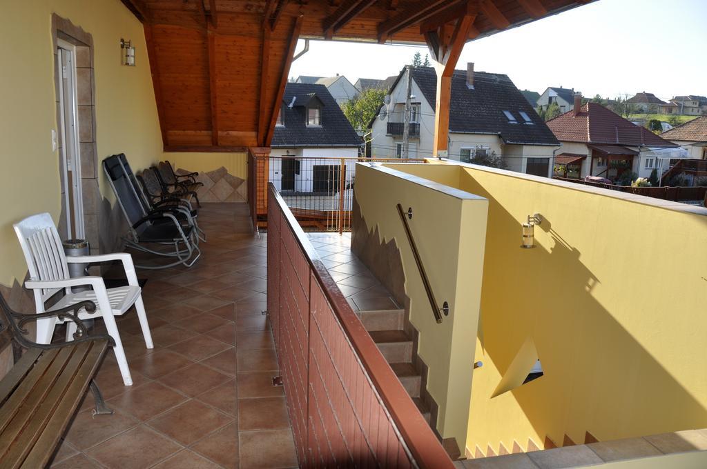 Tengerszem Panzio Bed and Breakfast Bánk Eksteriør billede